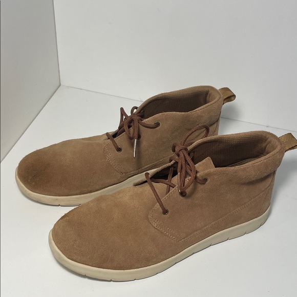 UGG Canoe Youth 6 (Women’s Size 7.5-8) 38 EU US Chestnut Suede Lightweight Boots - Picture 4 of 15